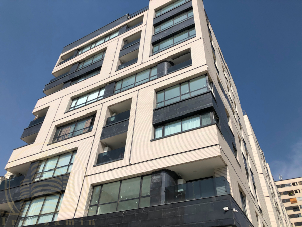 برج نارنجستان یک کوهک