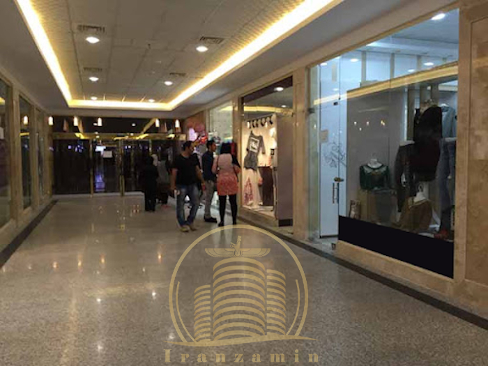 داخل پاساژ طوبی چیتگر